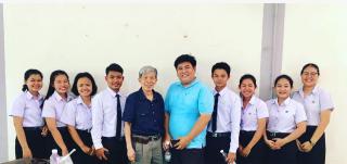 4. ขอแสดงความยินดีกับนักศึกษาชั้นปีที่ 3. ที่ได้รับรางวัลรองชนะเลิศอันดับ 2 จากการแข่งขันกลอนสดระดับภาคเหนือ โครงการพัฒนาทักษะความรู้ทางภาษาไทย โดยความร่วมมือของมหาวิทยาลัยราชภัฏอุตรดิตถ์ กับ สมาคมนักกลอนแห่งประเทศไทย นำโดยอาจารย์มานพ ศรีเทียม